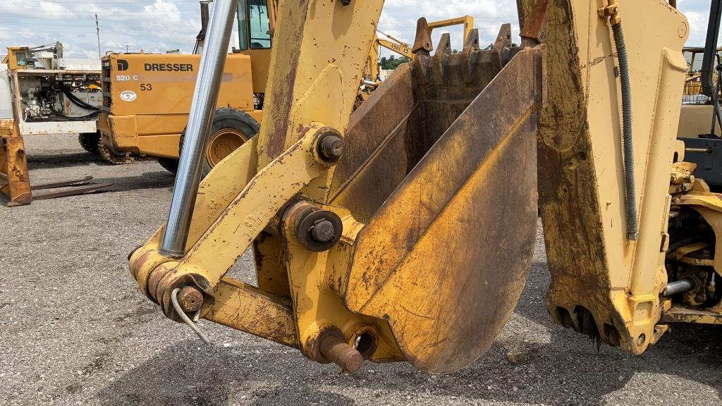 JOHN DEERE 710B LOADER/BACKHOE