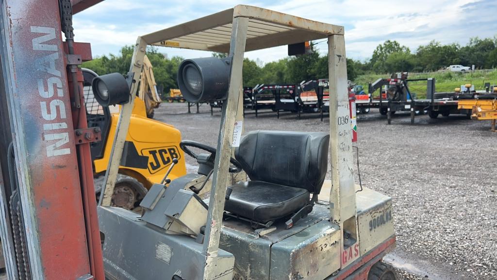 NISSAN FORKLIFT