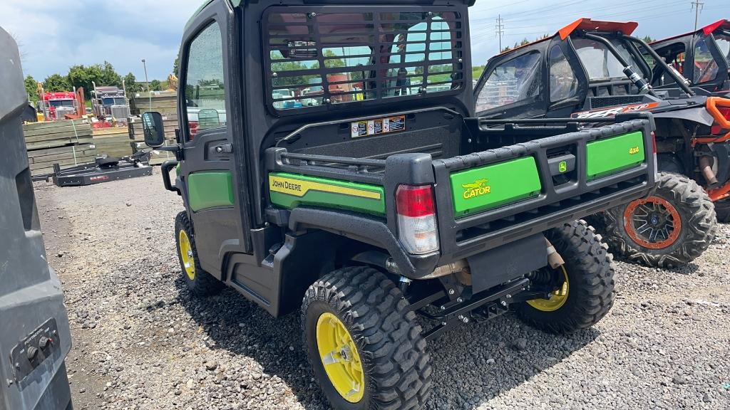 2021 JOHN DEERE XUV835R UTV