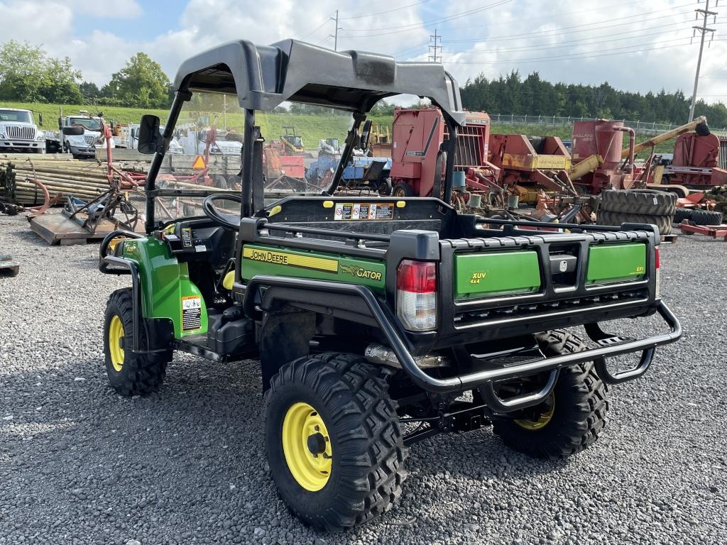 JOHN DEERE XUV 4X4 GATOR 825I