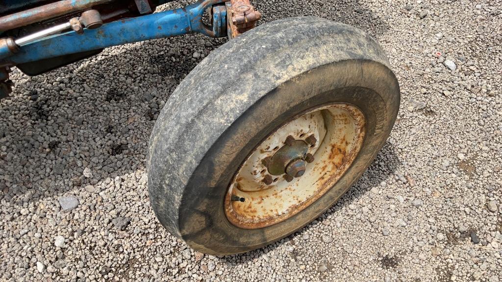 FORD 4600 TRACTOR