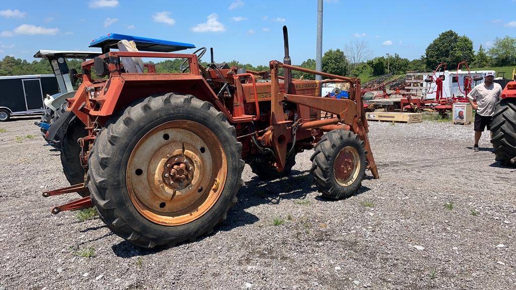 BELARUS 525 TRACTOR