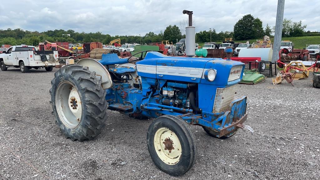 FORD 3000 TRACTOR