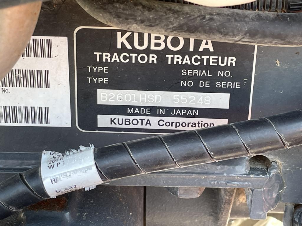 KUBOTA B2601 TRACTOR