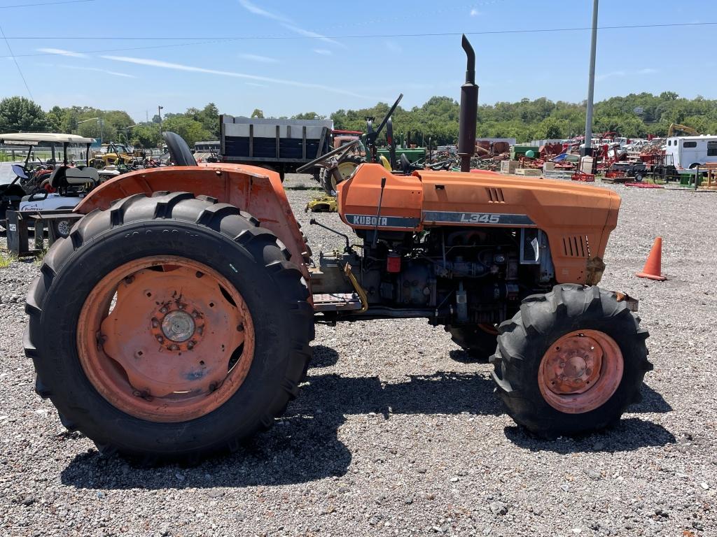 KUBOTA L345 TRACTOR