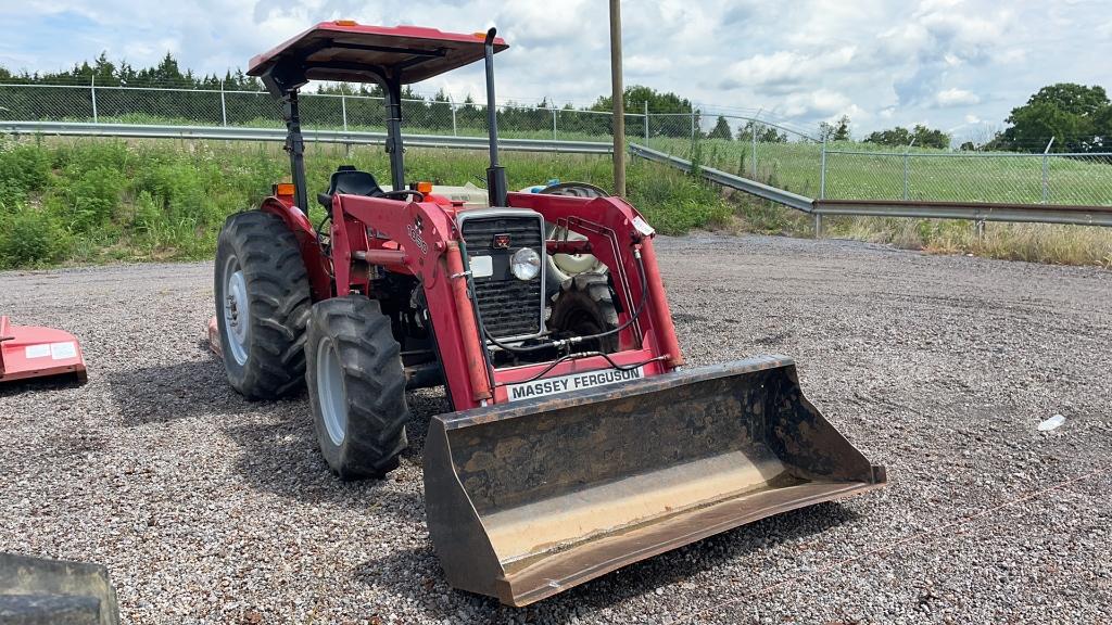 MASSEY FERGUSON 243 TRACTOR