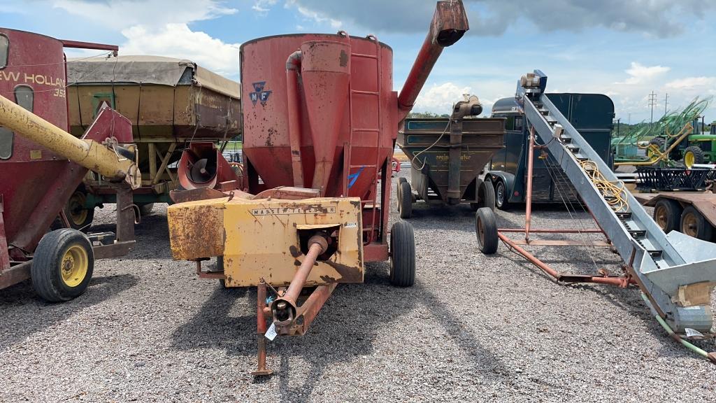 MASSEY FERGUSON MF15 GRINDER MIXER