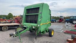 JOHN DEERE 566 ROUND BALER