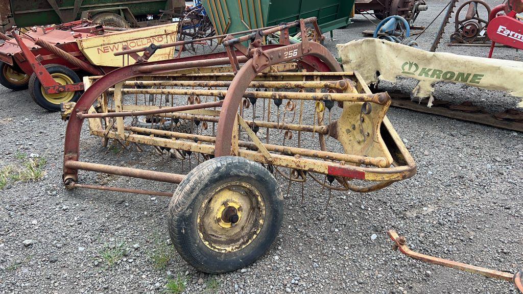 ROLLABAR 256 11' PULL TYPE HAY RAKE