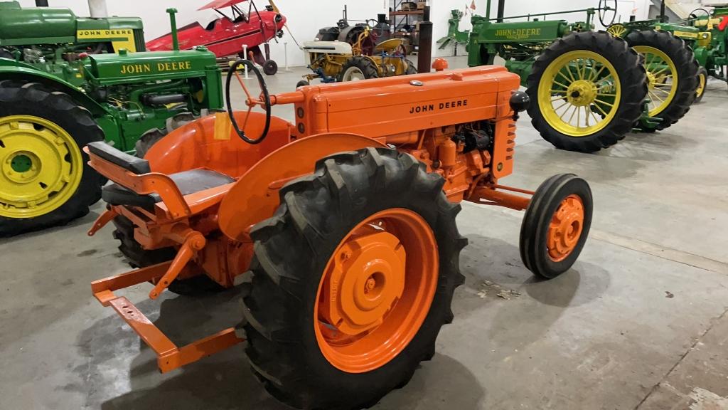 1952 JOHN DEERE MI INDUSTRIAL