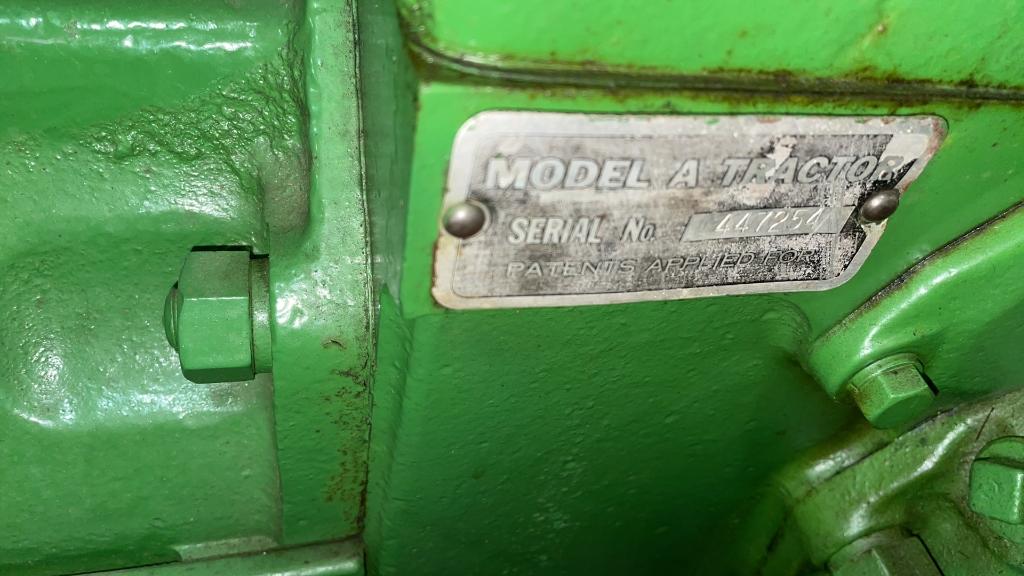 1937 JOHN DEERE A UNSTYLED