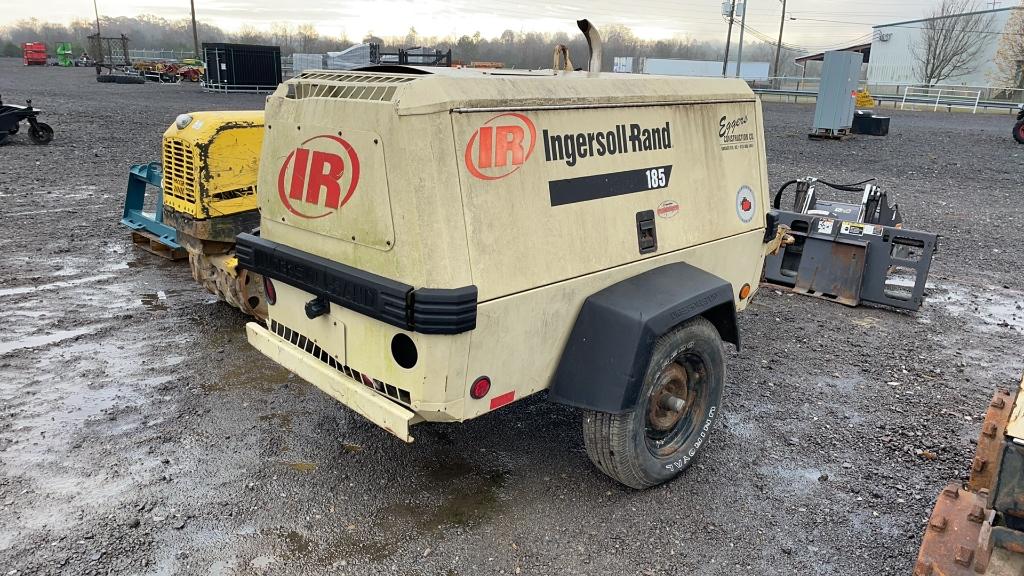 INGERSOLL RAND 185 TOWABLE AIR COMPRESSOR