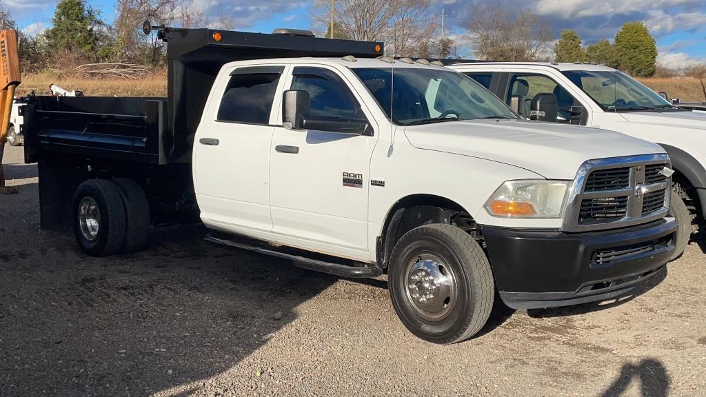 2011 DODGE RAM 3500 DUMP TRUCK