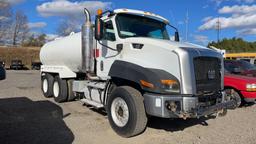 2013 CAT CT660 TANDEM AXLE WATER TRUCK