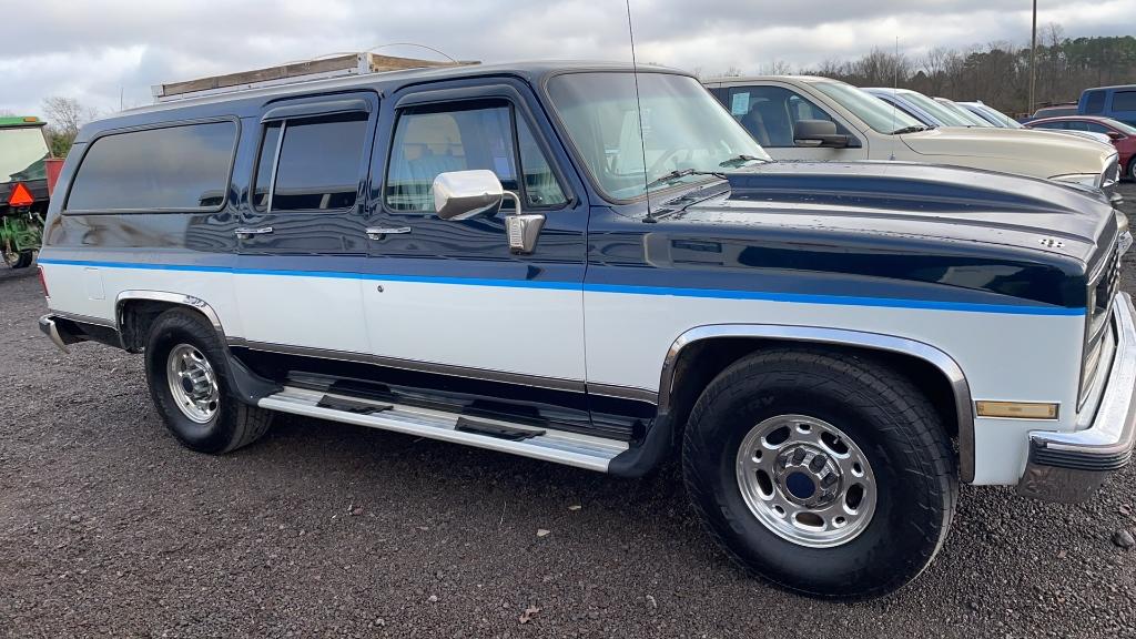 1989 CHEVROLET SUBURBAN