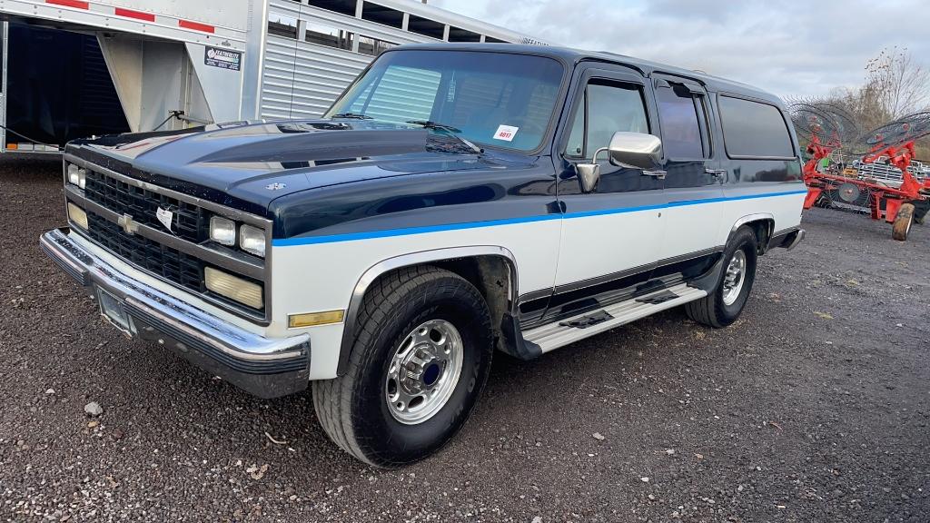 1989 CHEVROLET SUBURBAN