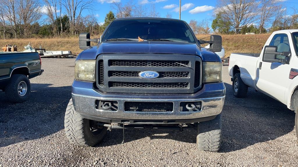 2005 FORD F-250 PICKUP TRUCK