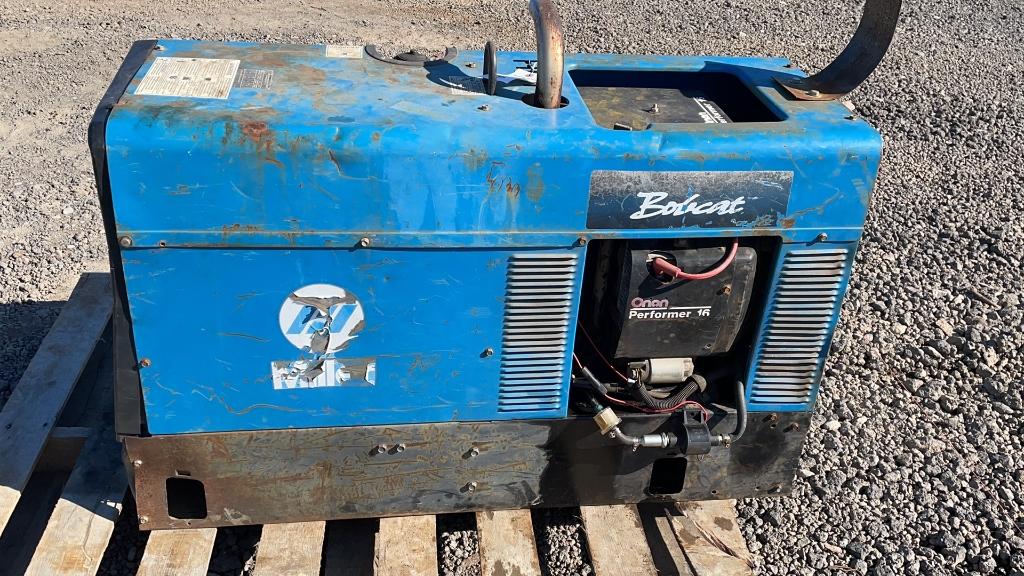 BOBCAT 225 WELDER/ GENERATOR