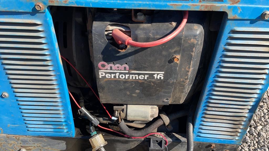 BOBCAT 225 WELDER/ GENERATOR