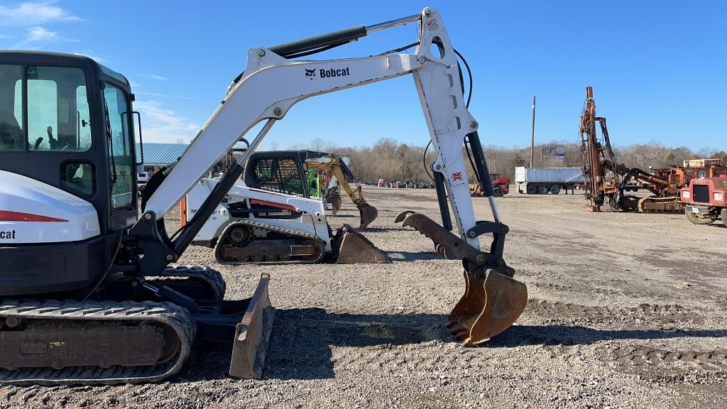 BOBCAT E55 EXCAVATOR