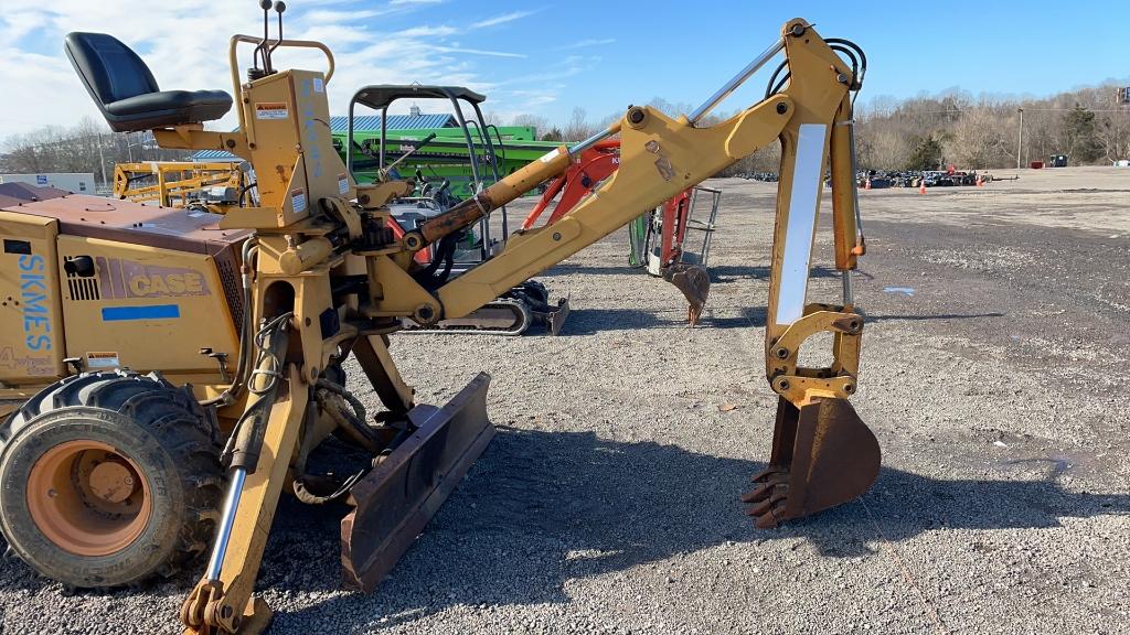 CASE 560 TRENCHER