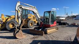 TAKEUCHI TB260 EXCAVATOR