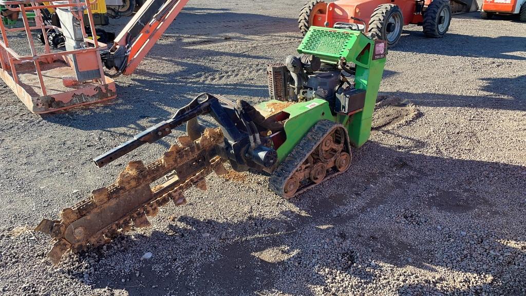 TORO WALK BEHIND TRENCHER TRX20