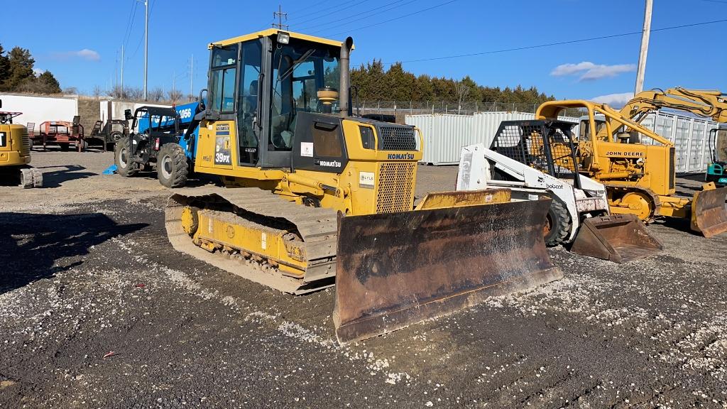 KOMATSU D39PX-21 DOZER