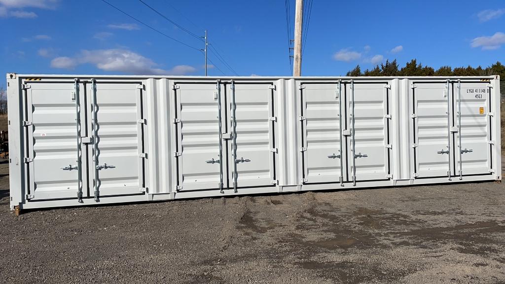 40' STORAGE CONTAINER