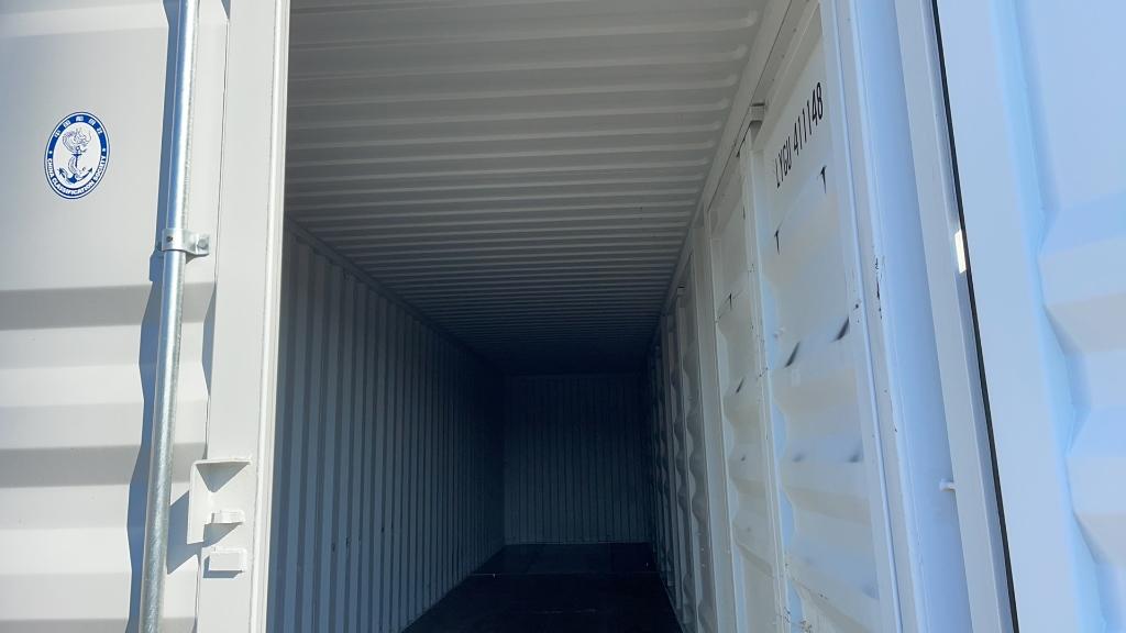 40' STORAGE CONTAINER