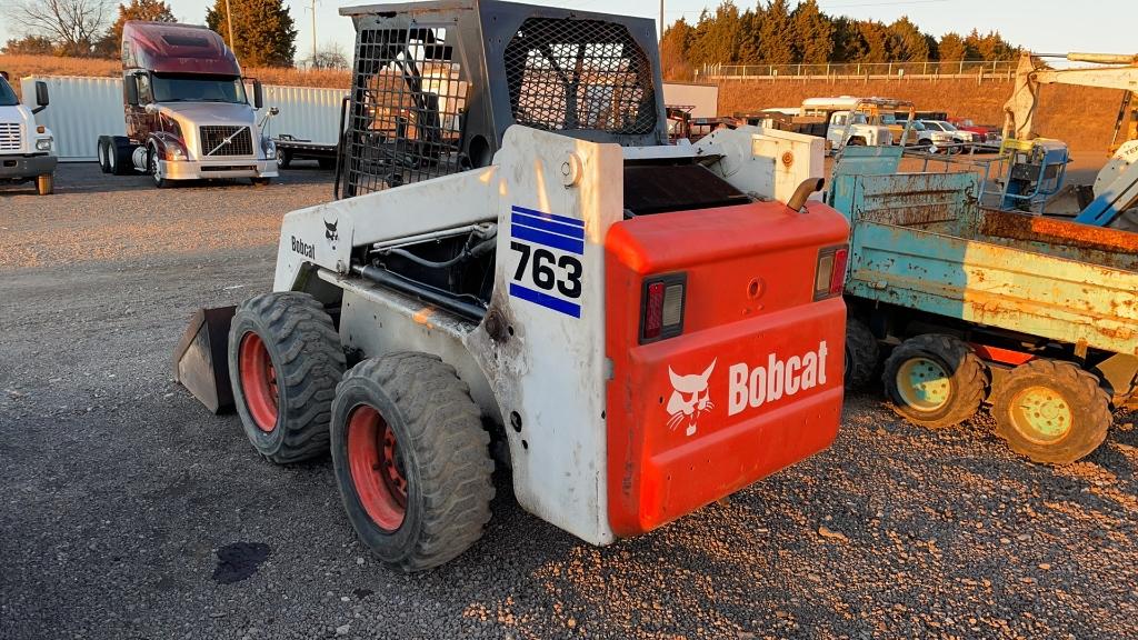 BOBCAT 763 SKID STEER