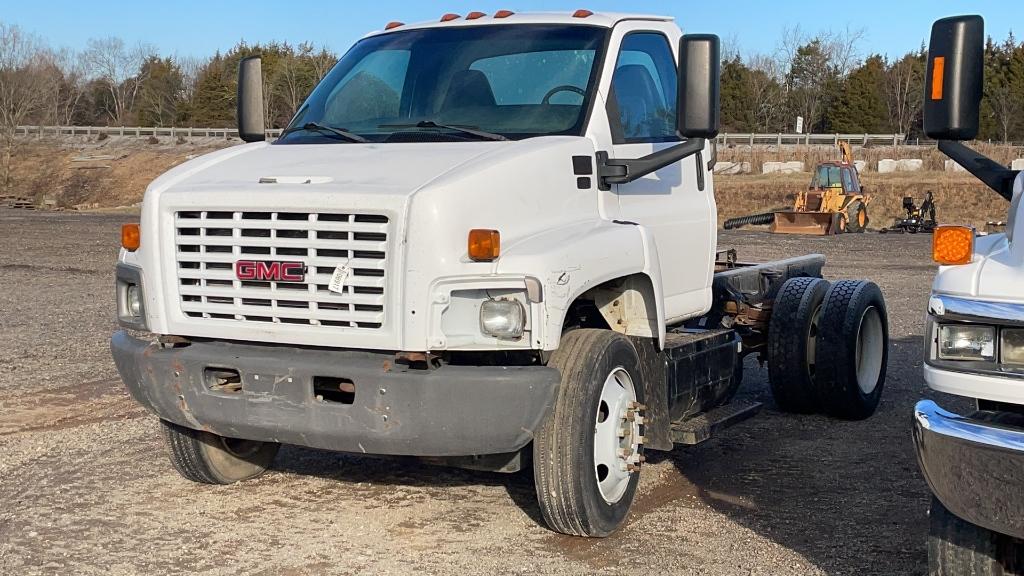 2003 GMC C6500 CAB & CHASSIS