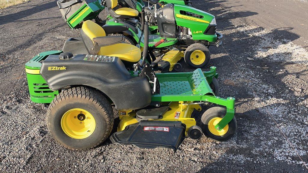 JOHN DEERE Z445