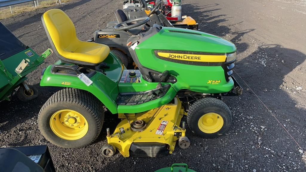 JOHN DEERE X534