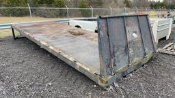 22' STEEL FLATBED