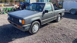 1989 MITSUBISHI PICKUP TRUCK