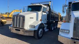 1998 KENWORTH T800 TRI AXLE DUMP TRUCK