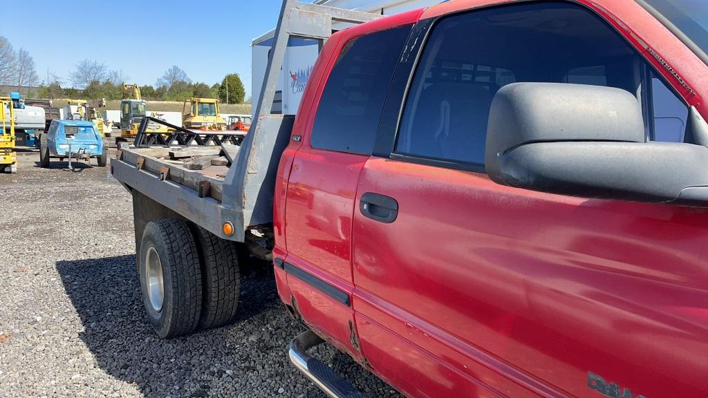 1999 DODGE 3500 EXTENDED CAB 4X4 SLT