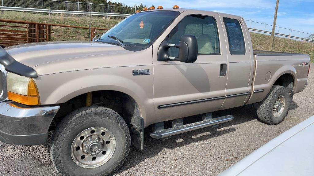 1999 FORD F-250 SUPER DUTY TRUCK