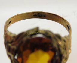 Vintage marked Uncas ring with glass stone size 7
