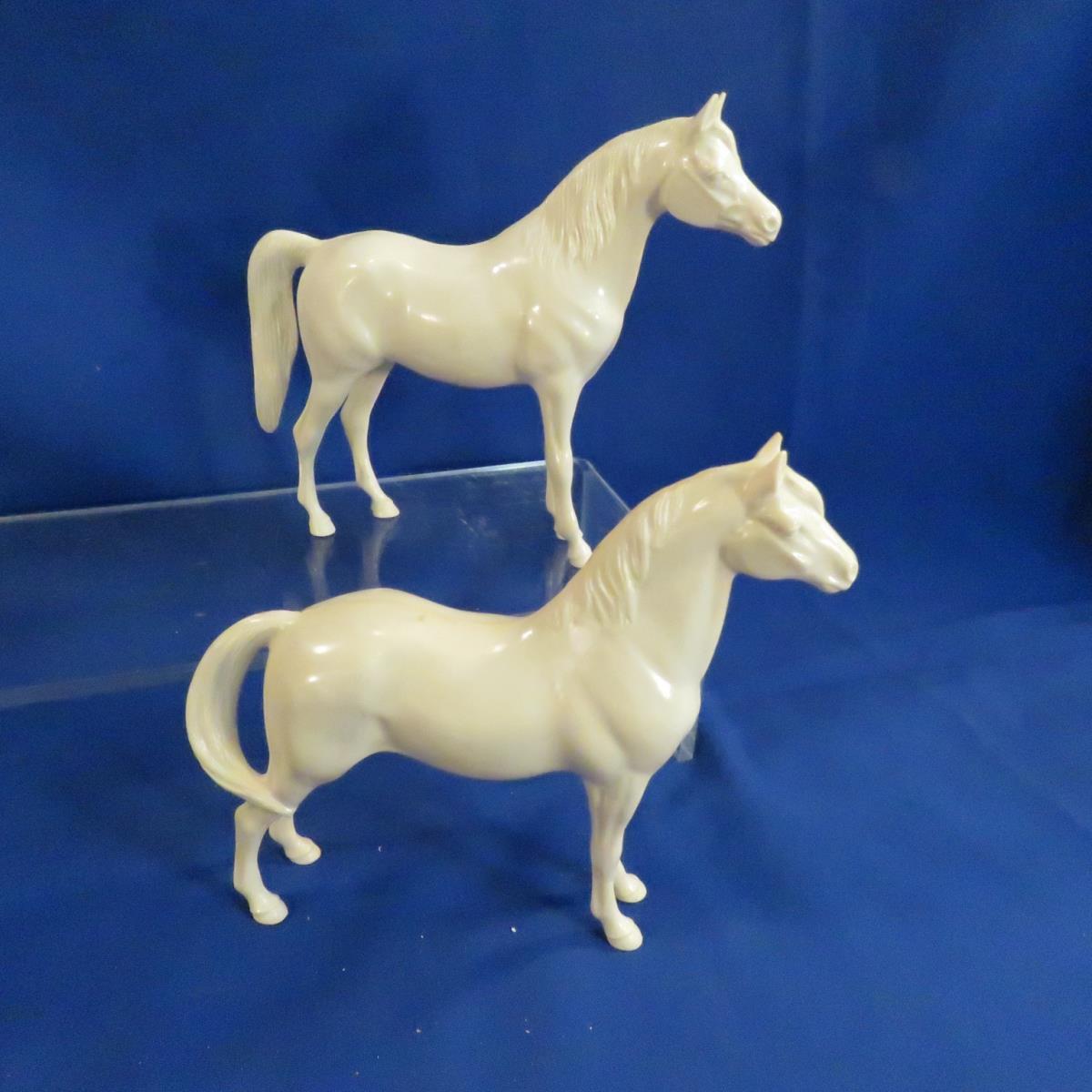 Hartland Plastics horses some sets, white & gray