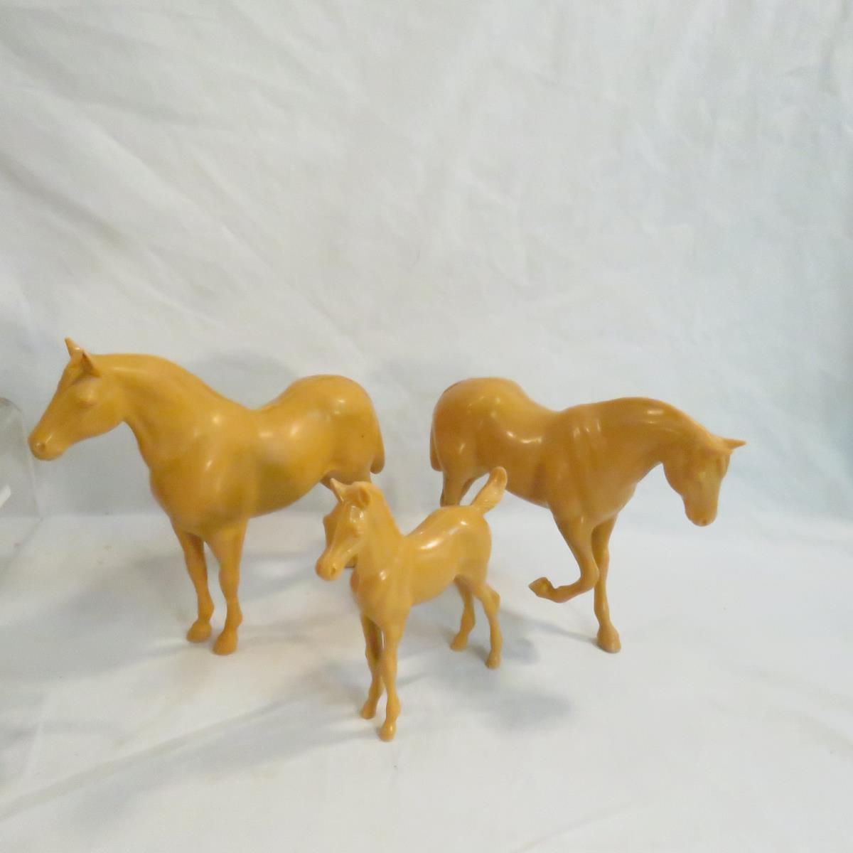 Hartland Plastics horses some sets, light brown