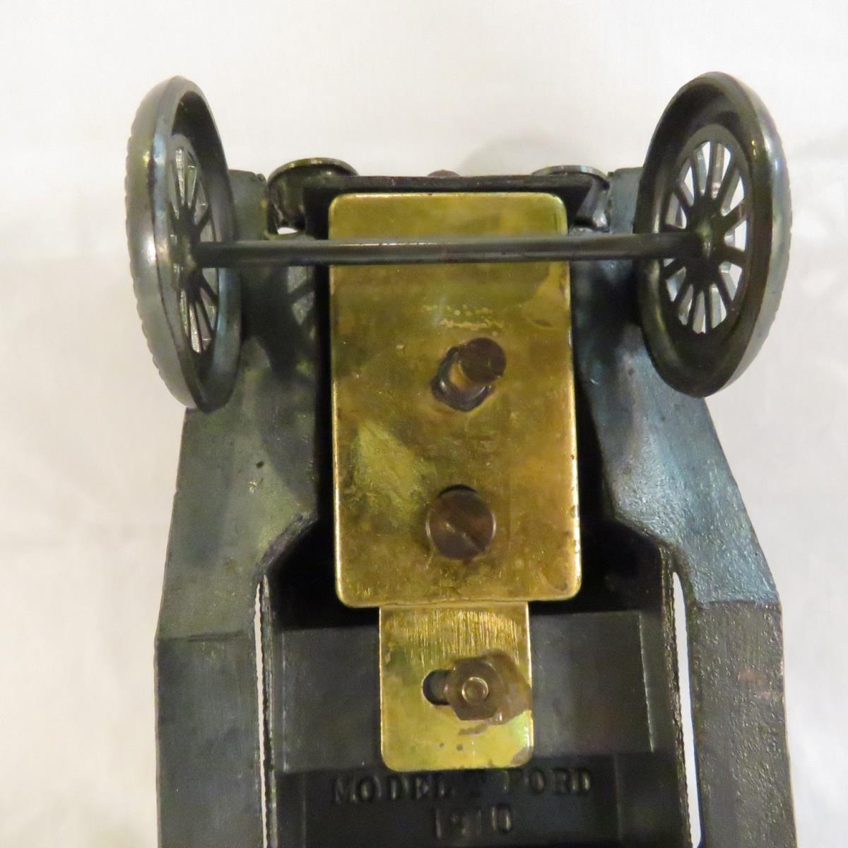 1910 Model T Ford metal Japan table lighter