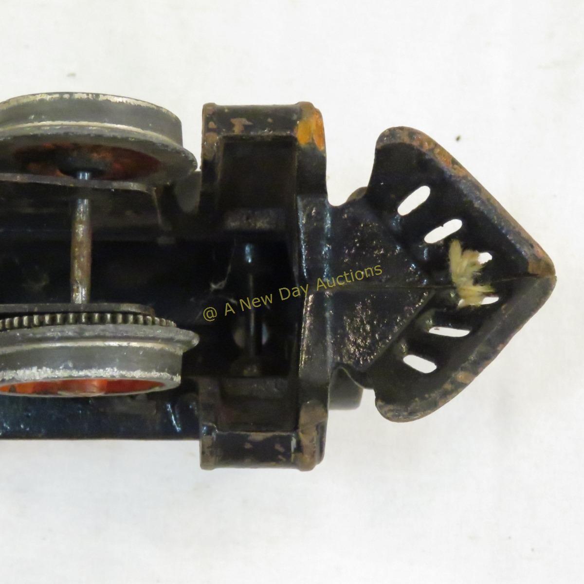 Pre-war Bing cast iron engine, tin tenders & cars