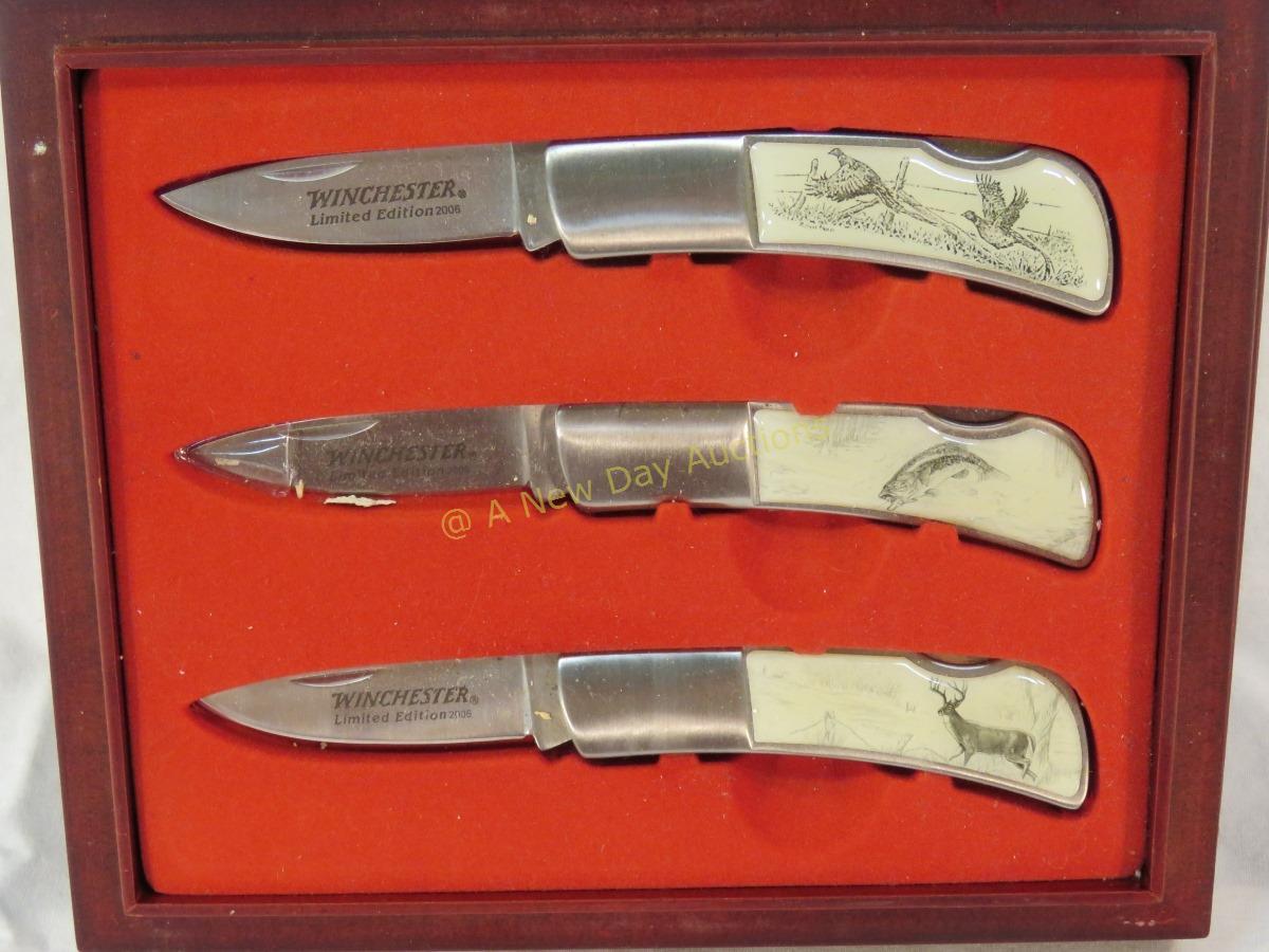 Winchester LE 3 pocket knife set in wood case