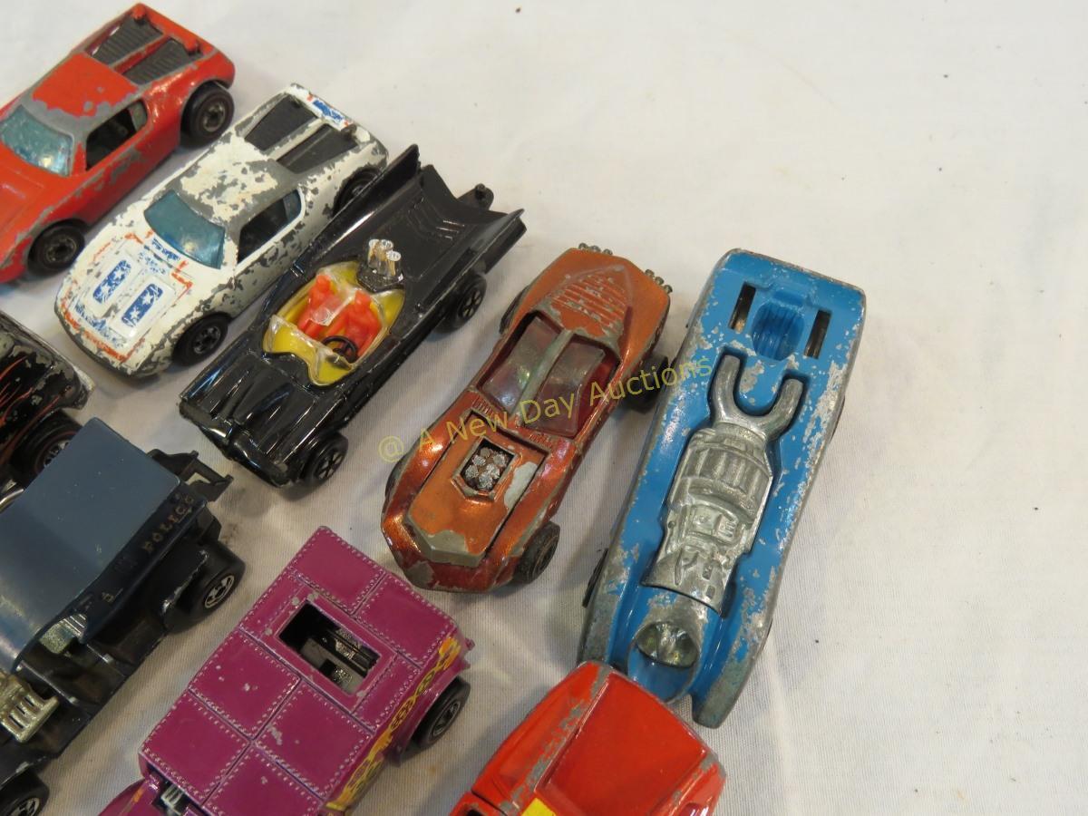 Hot Wheels Collector Case- 24 cars- some redlines