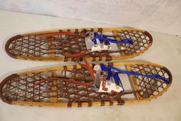 Iverson Seek Wilderness Snow Shoes 36" x 10" Nice