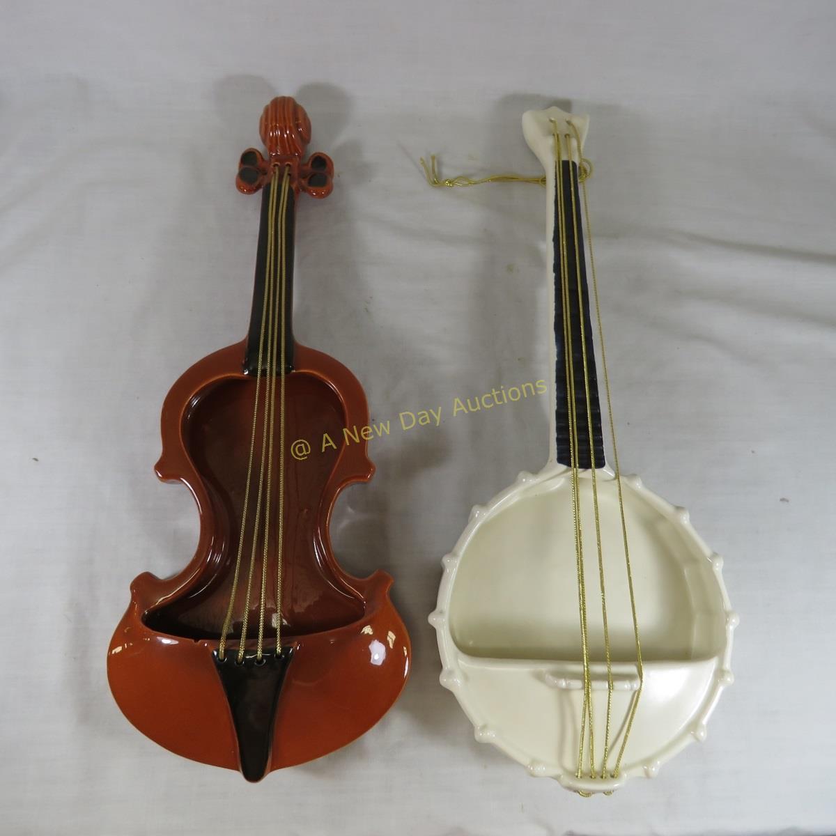 Red Wing Banjo & Violin wall pockets