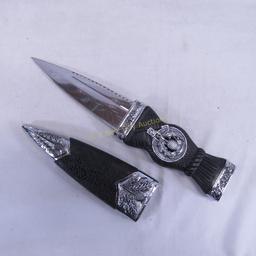 Fantasy, pocket, & fixed blade knives