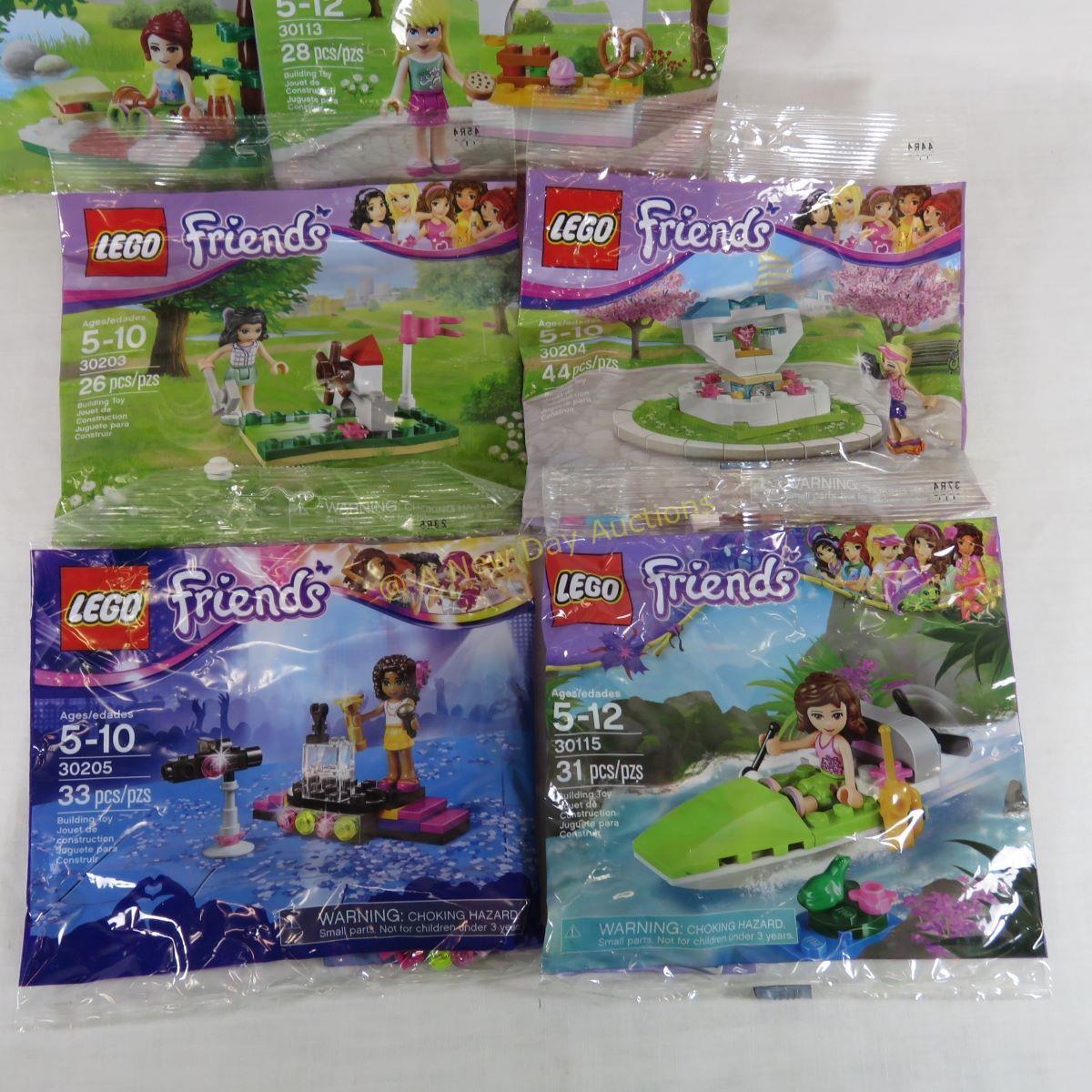 8 Sealed Lego Friends Mini Sets